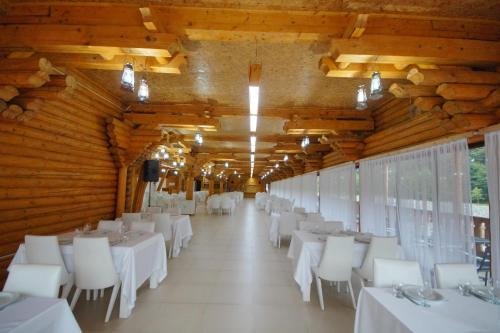 Чакви: Hotel Chveneburi