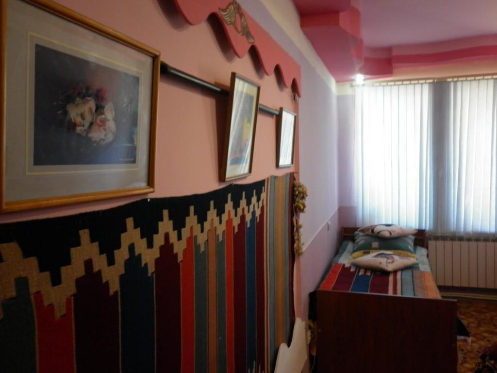 Гюмри: Guest House Dompolski