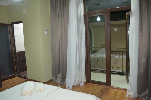 Кобулети: Guest House Madonna