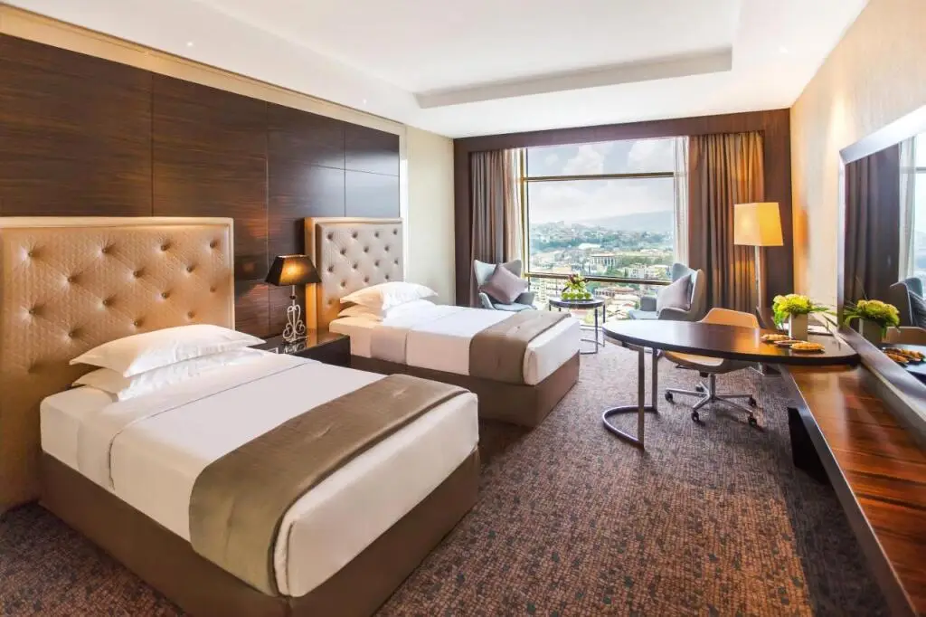 Тбилиси: Отель The Biltmore Tbilisi