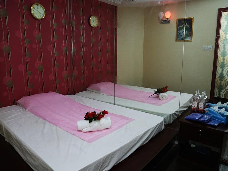 Дубай: Aureate Hotel Apartment