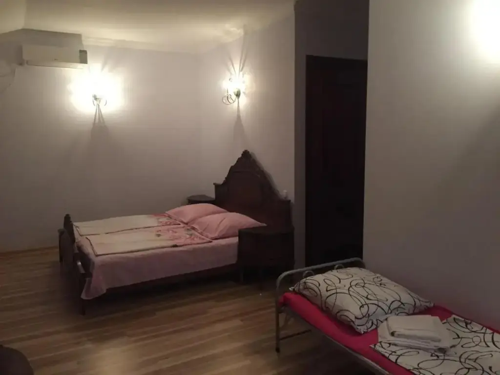 Батуми: Lasha Guest House