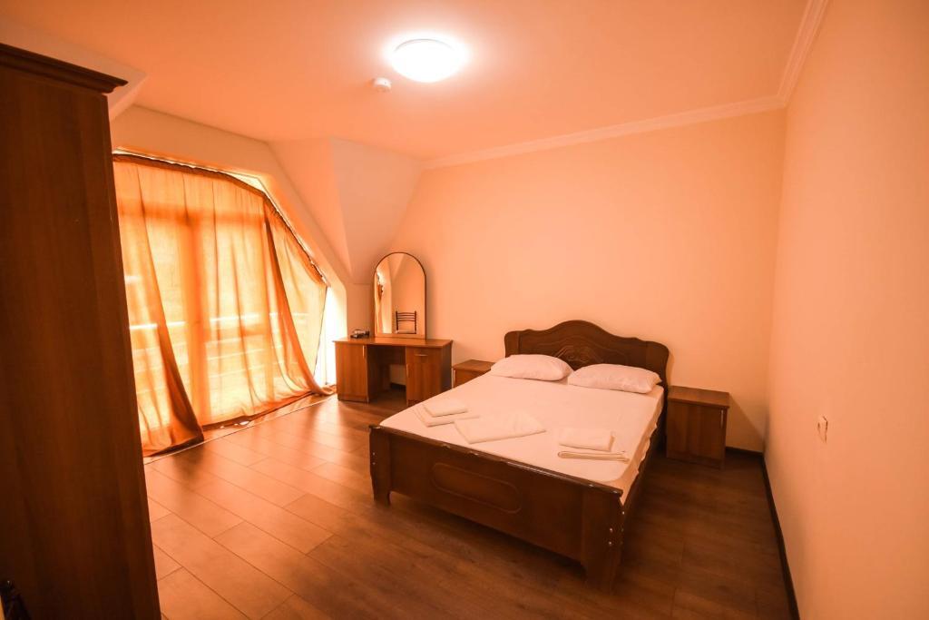 Батуми: Hotel Otsneba
