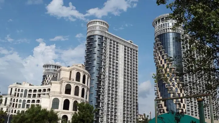 Батуми: Sea Towers 2107