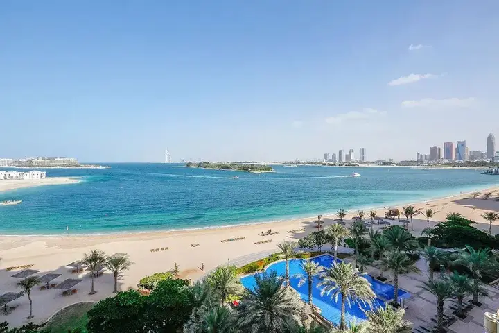 Дубай: Kennedy Towers - Al Khudrawi
