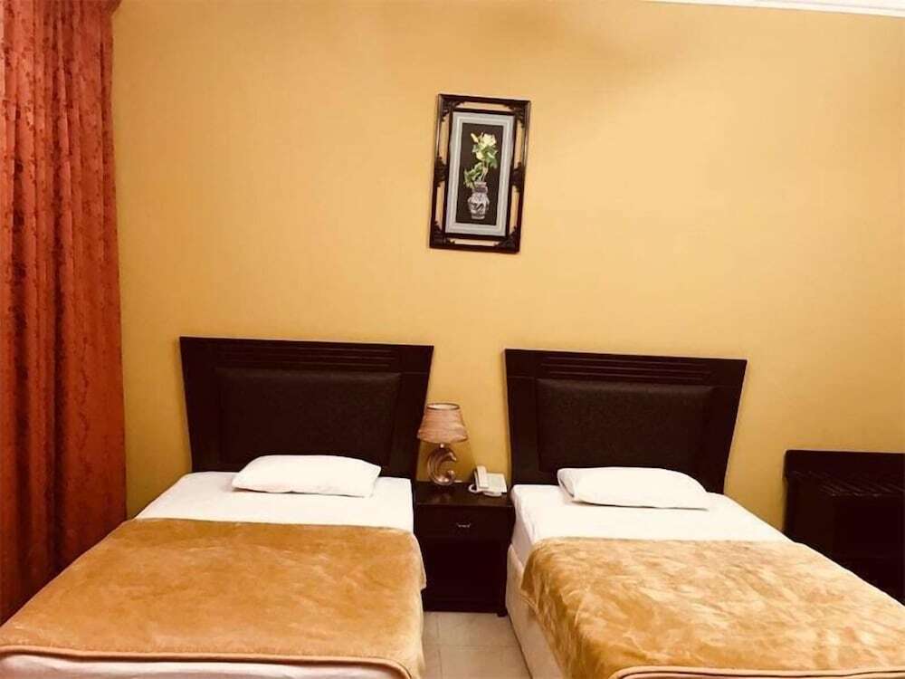 Amwaj Hotel Suites — фото 1