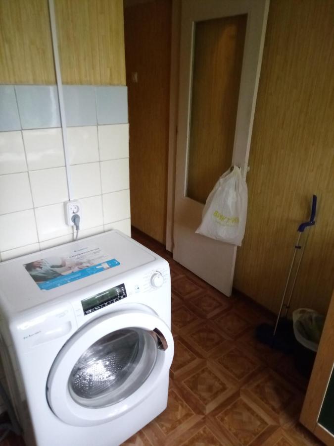 Калининград: Изолированная комната с замком в 2ух комнатной квартире в центре Калининграда
