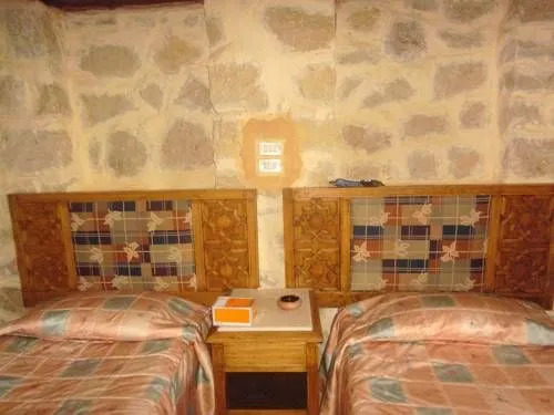 Аль-Бавити: Aliyah Lodge