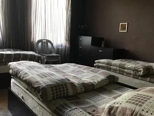 Они: Guest House M&B