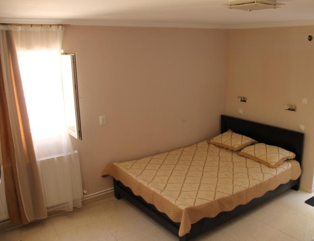 Гори: Guesthouse Levani