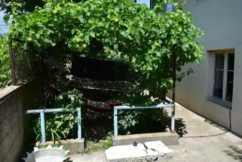 Одзун: Hotel Agasi