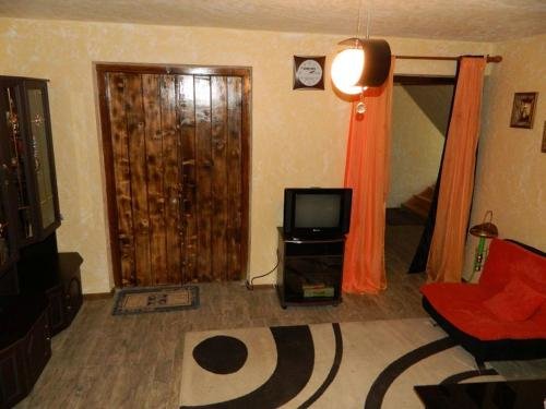 Гори: Guest House sweet home