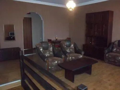 Гори: Guest House sweet home