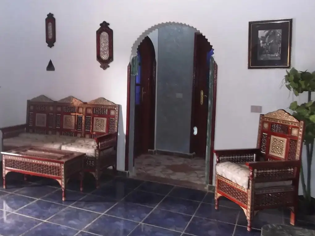 Аль-Бавити: Bedouin Castle Hotel & Safari