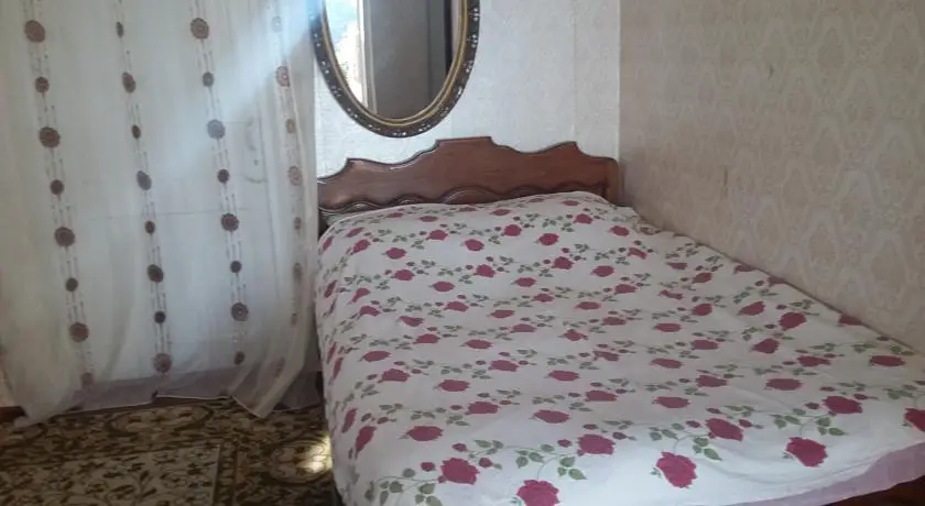 Батуми: Guest House Zakat Solntsa