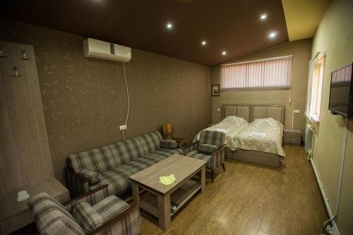 Ереван: Le Petit Hotel
