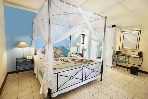 Kuredu Island Resort & Spa — фото 1