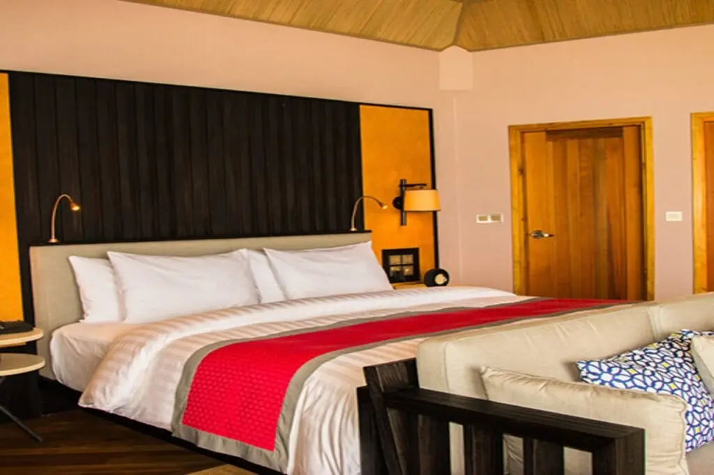 Остров Миру: Meeru Maldives Resort Island