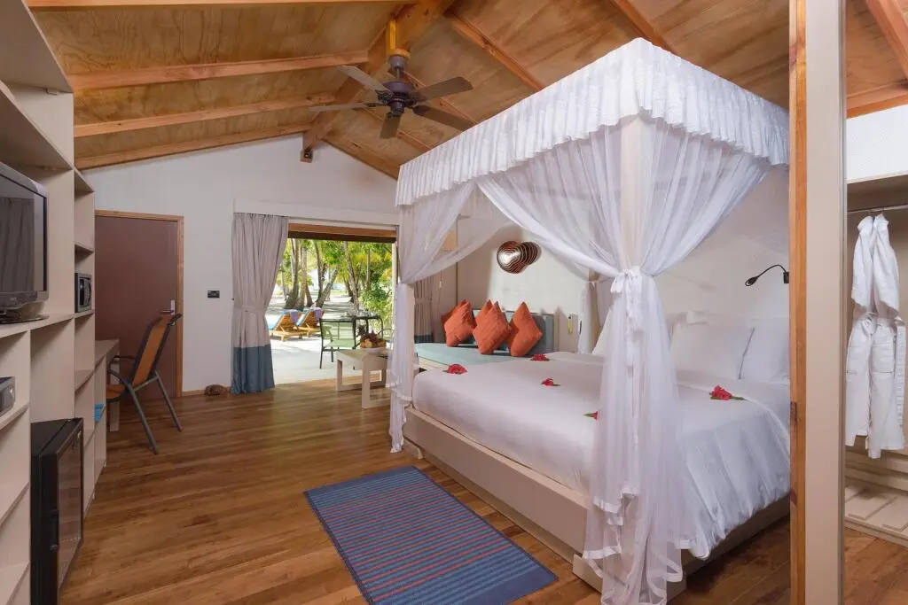 Остров Миру: Meeru Maldives Resort Island