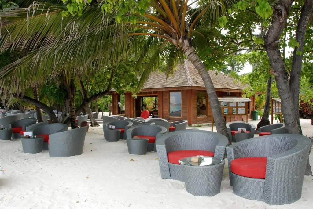 Остров Миру: Meeru Maldives Resort Island