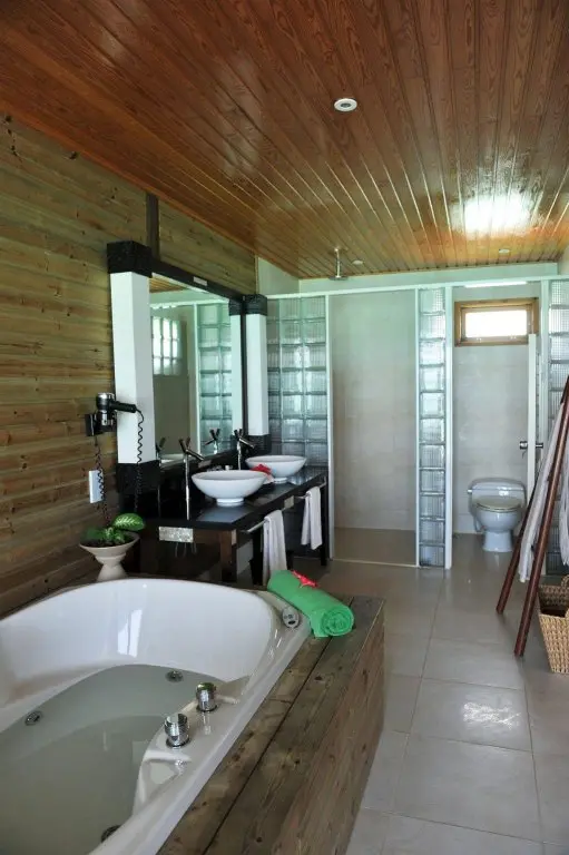 Остров Команду: Komandoo Maldives Island Resort