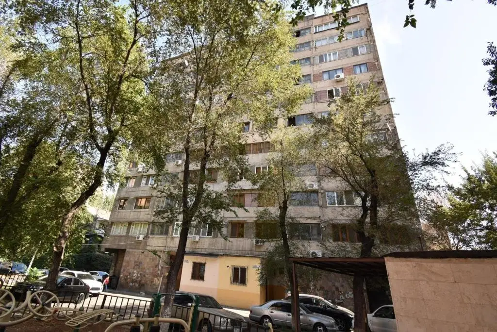 Ереван: RetroCity Apartments at Mashtots Avenue