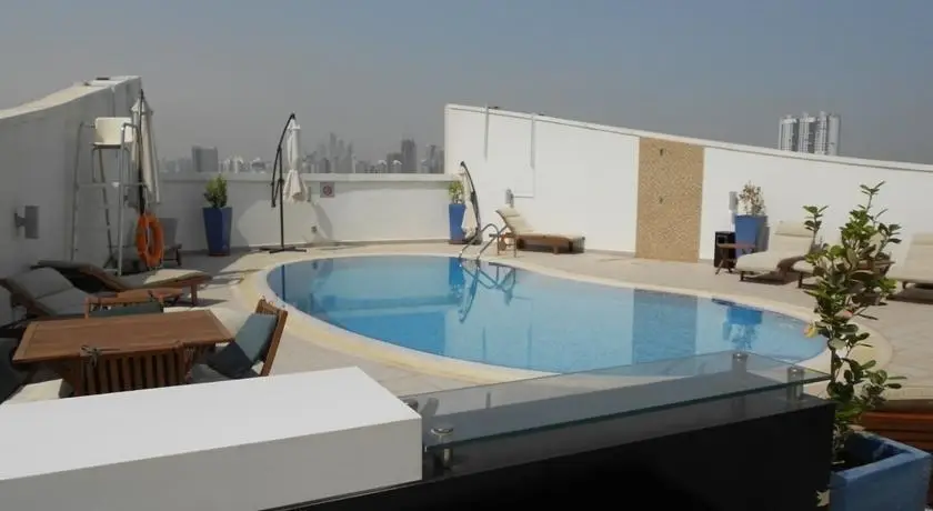 Дубай: White Feather Hotel Apartments