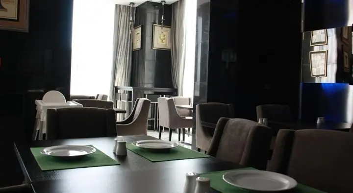Дубай: White Feather Hotel Apartments