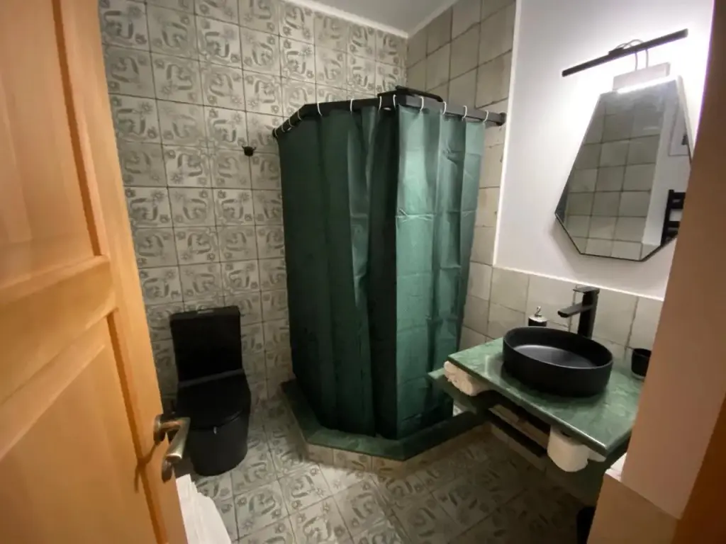 Местиа: Niniko Shampriani Guest House