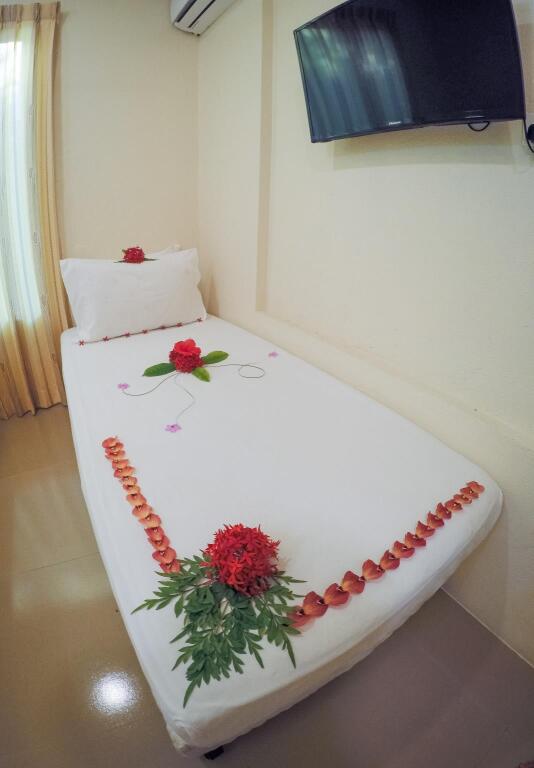 Расду: Retreat Rasdhoo Maldives