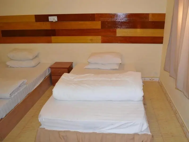 Атолл Алиф-Дхаалу: Maaz Inn Fenfushi