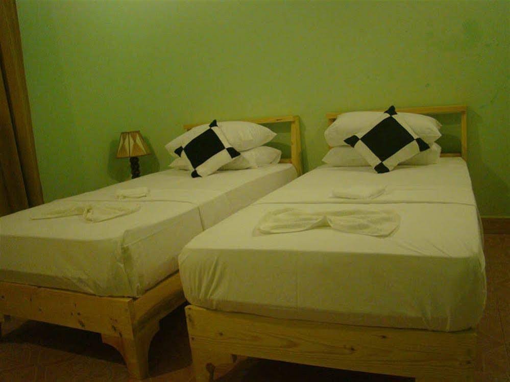 Южный Мале Атол: Dhonveli View Guest House