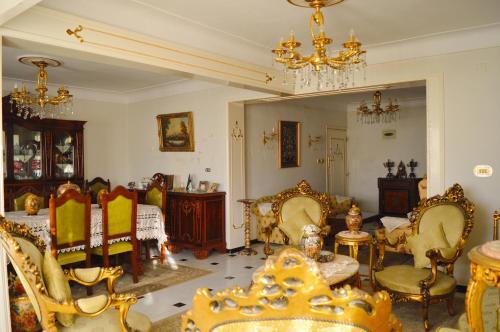Александрия: Private Room in Alexandria