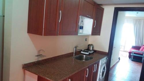 Айн-Сохна: Sea view chalet (Families only)