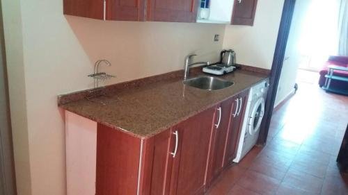 Айн-Сохна: Sea view chalet (Families only)