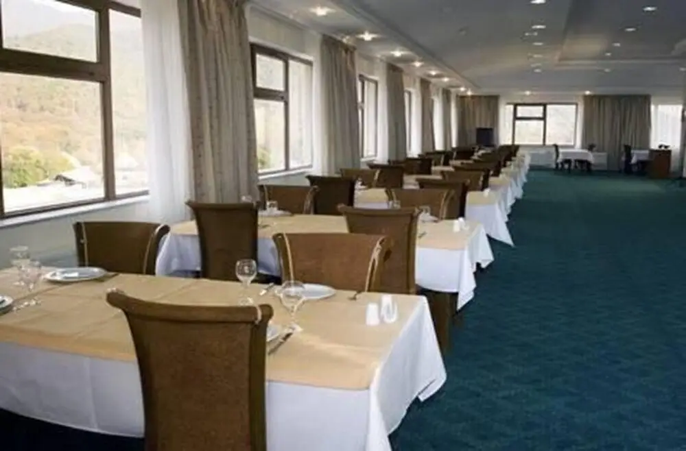 Огуз: Afra Hotel