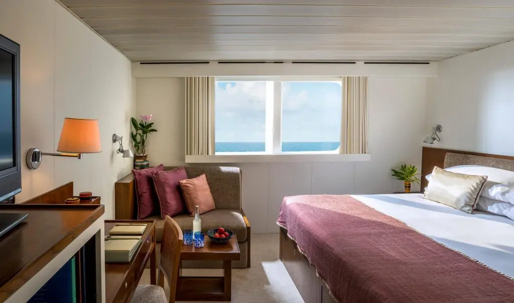 Северный атолл Мале: Four Seasons Resort Maldives at Kuda Huraa