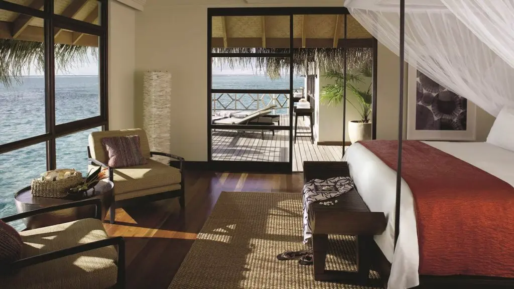 Северный атолл Мале: Four Seasons Resort Maldives at Kuda Huraa