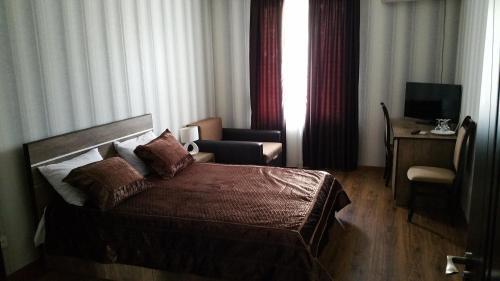 Болниси: Kavkasioni HoteL