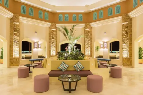 Byoum Lakeside Hotel — фото 1