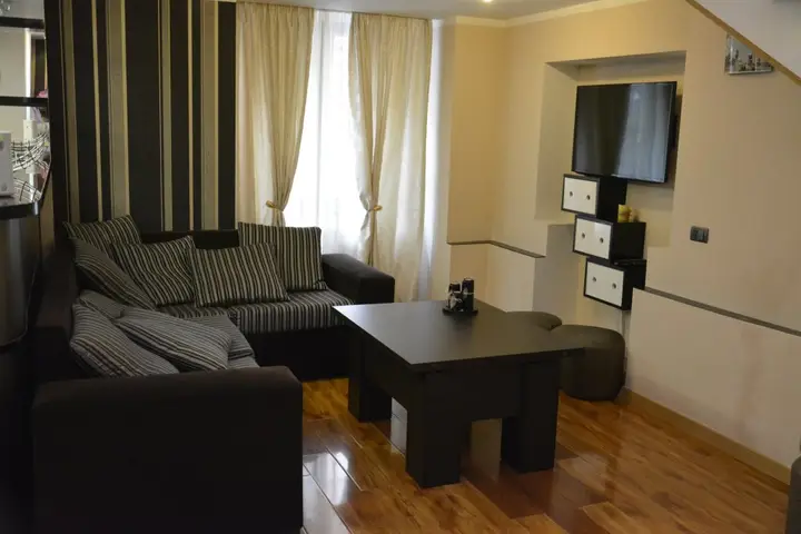 Тбилиси: Апартаменты Lovely Home in Tbilisi