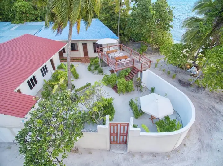 Дейнджти: Mala Boutique Dhangethi