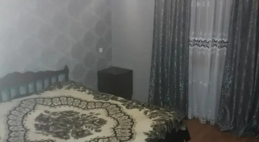 Боржоми: Guest House Zuriko