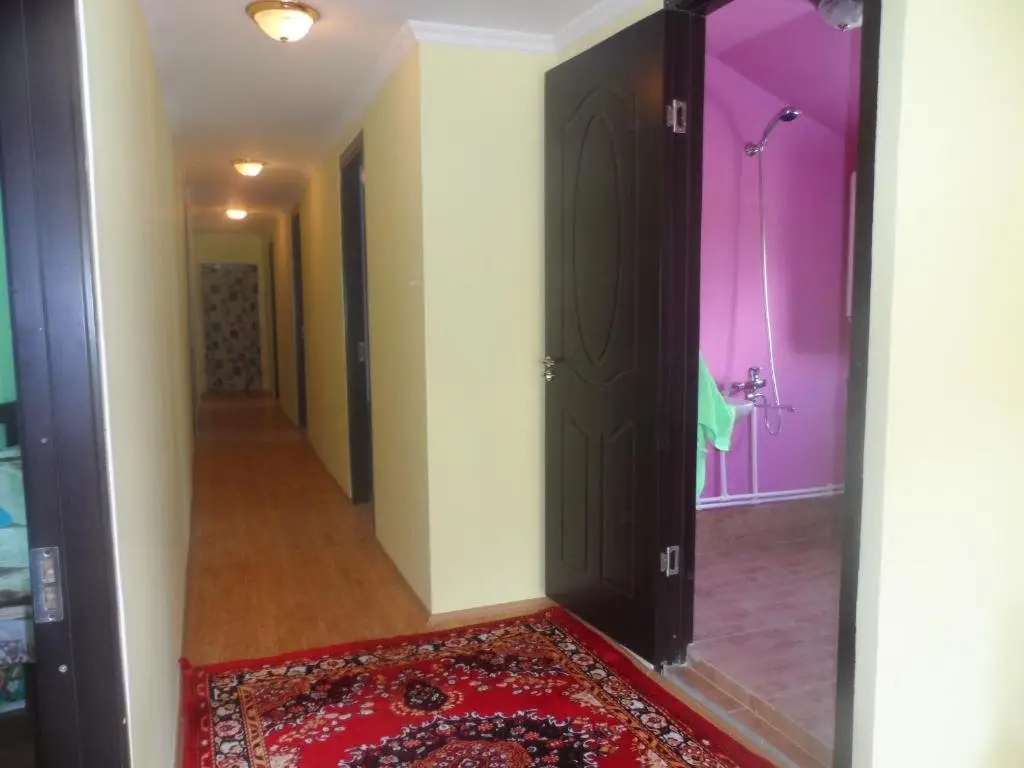 Ушгули: Hotel Tekla
