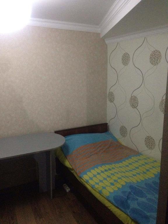 Гори: Kakha House