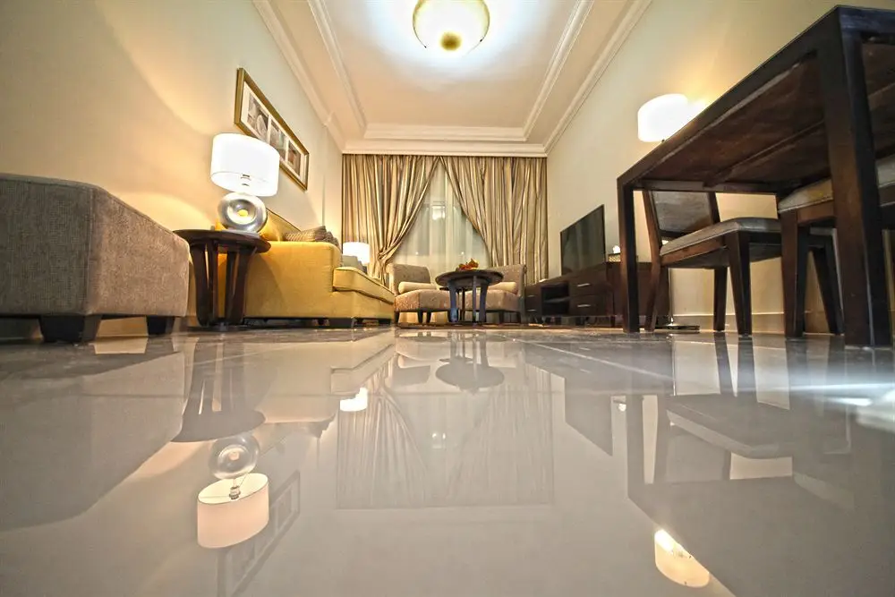 Дубай: White Feather Hotel Apartments