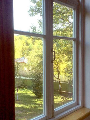 Зеда Тлуги: Guest House Mtashi House