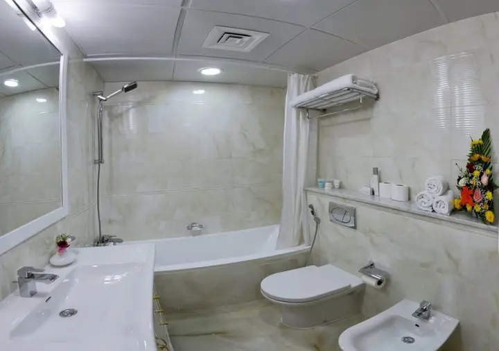 Дубай: Deira Suites Hotel Apartment