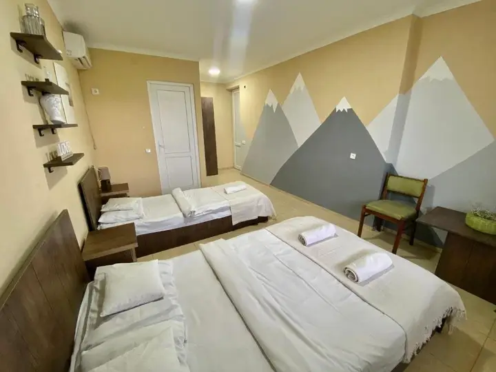 Кутаиси: Aloft House