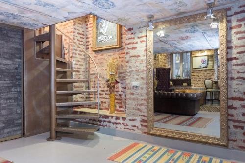 Минск: Loft on Karla Marksa